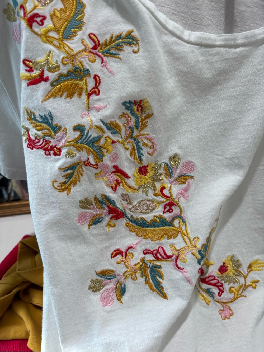 Elliott & Vine short-sleeve tee with colorful floral embroidery 1X - Picture 3 of 6